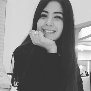 Meet your Posher, Hadil